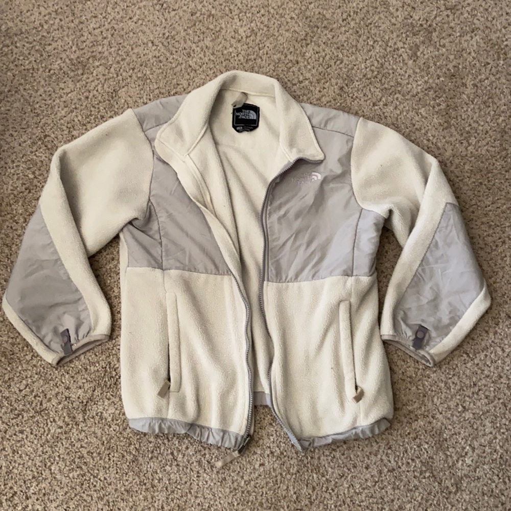 Girls Northface Jacket 🤍